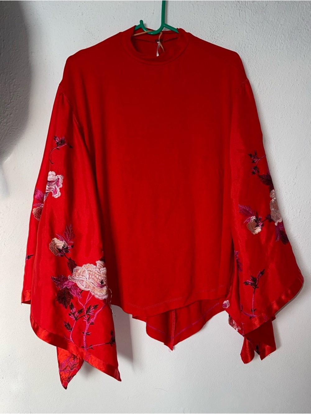 Free people❣️Red Floral Embroidered Bell Sleeve Top